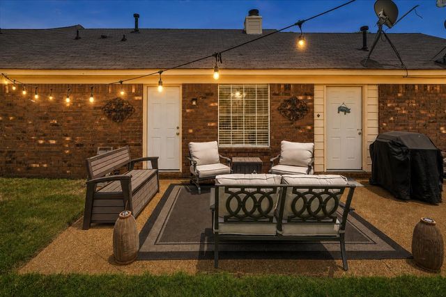 2597 APPLING GLEN DR, Memphis, TN 38133