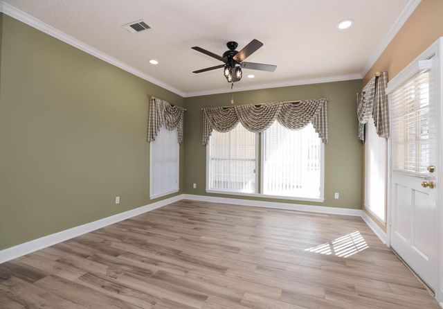 16001 Kevindale Court, Houston, TX 77040