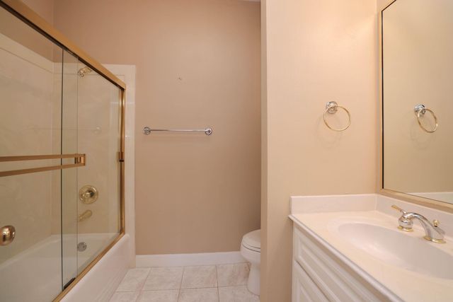 16001 Kevindale Court, Houston, TX 77040