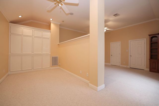 16001 Kevindale Court, Houston, TX 77040