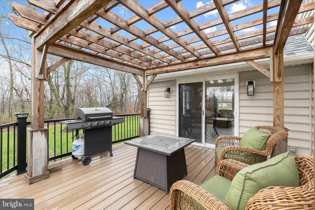 1302 RANDOM RIDGE DR, Westminster, MD 21157