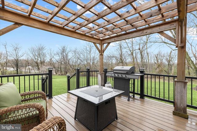 1302 RANDOM RIDGE DR, Westminster, MD 21157