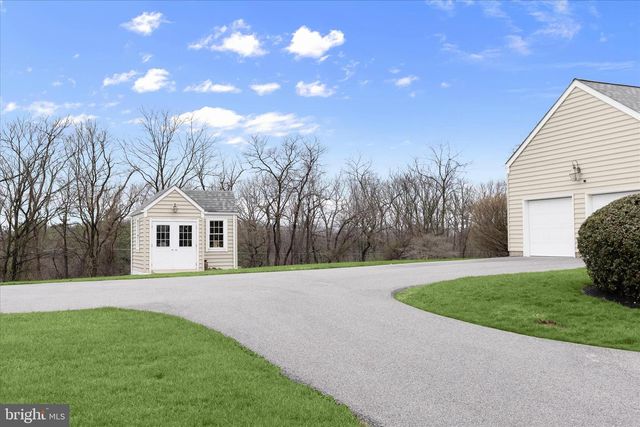 1302 RANDOM RIDGE DR, Westminster, MD 21157