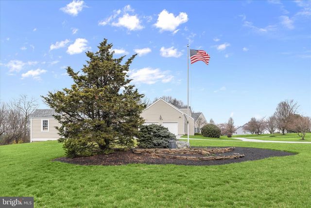 1302 RANDOM RIDGE DR, Westminster, MD 21157