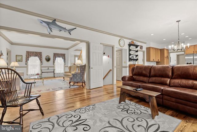 1302 RANDOM RIDGE DR, Westminster, MD 21157