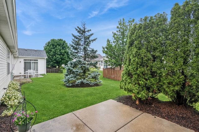 757 Bellevue Circle, Oswego, IL 60543