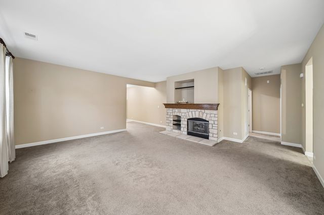 757 Bellevue Circle, Oswego, IL 60543