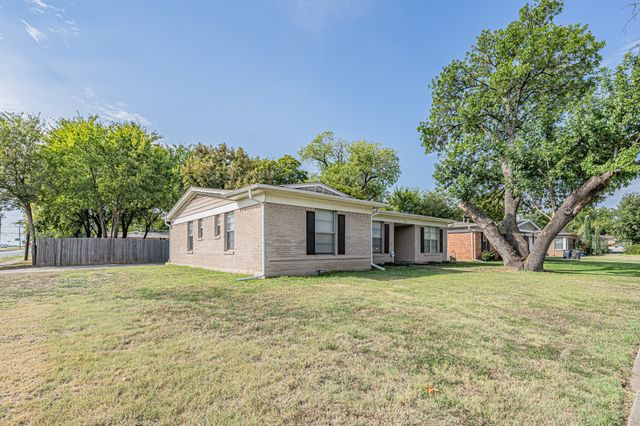 101 S Valera Court, Fort Worth, TX 76134