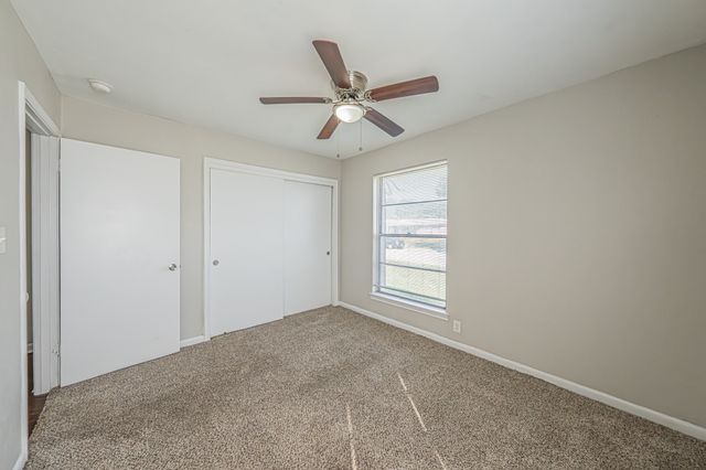 101 S Valera Court, Fort Worth, TX 76134