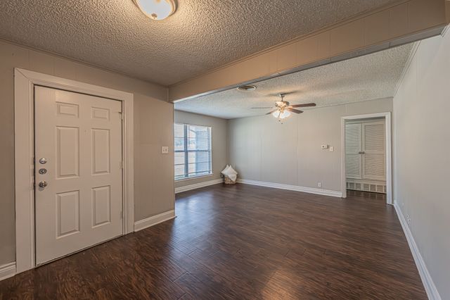 101 S Valera Court, Fort Worth, TX 76134