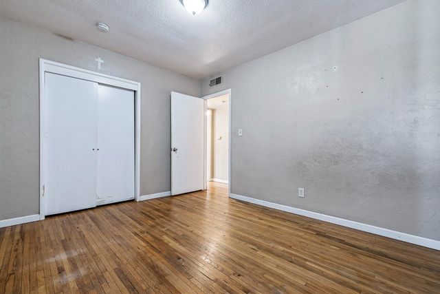 2414 N 1st Street, Fresno, CA 93703