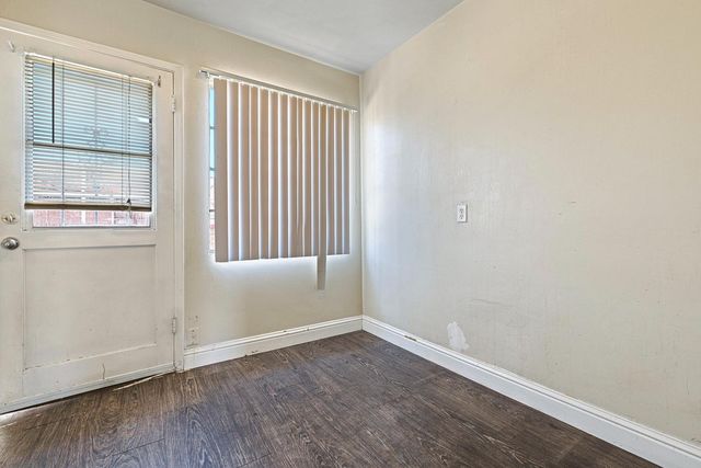 2414 N 1st Street, Fresno, CA 93703