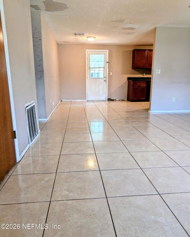 2773 WINCHESTER Avenue, Orange Park, FL 32065
