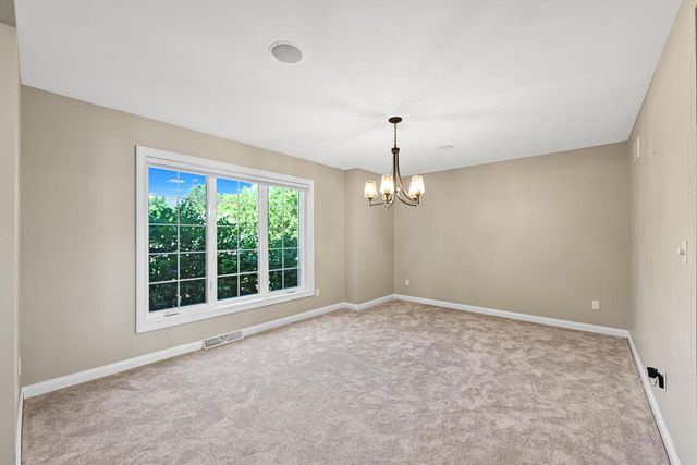 224 Crooked Stick PASS, North Prairie, WI 53153