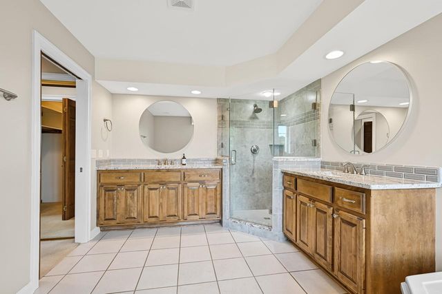 224 Crooked Stick PASS, North Prairie, WI 53153