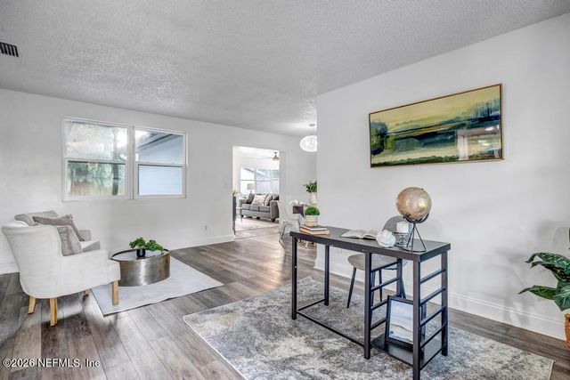 1050 GLYNLEA Road, Jacksonville, FL 32216