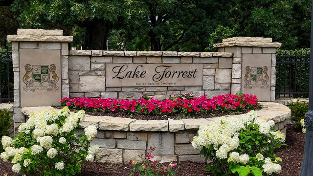 21350 S Forest View Drive, Shorewood, IL 60404