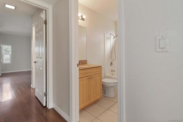 1160 E Washington Ave 3, El Cajon, CA 92019