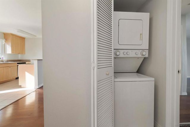 1160 E Washington Ave 3, El Cajon, CA 92019