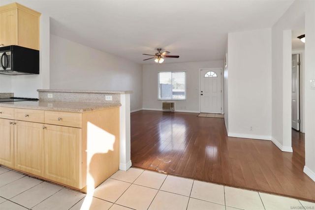 1160 E Washington Ave 3, El Cajon, CA 92019