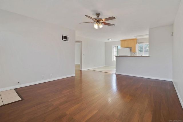 1160 E Washington Ave 3, El Cajon, CA 92019