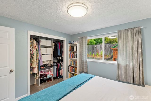 792 NW Firglade Drive, Bremerton, WA 98311