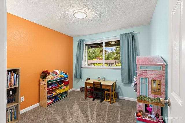 792 NW Firglade Drive, Bremerton, WA 98311