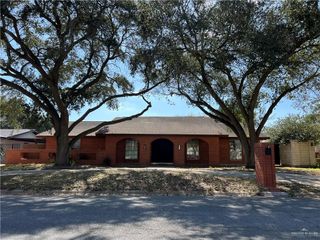 112 E Houston Street, Mcallen, TX 78501