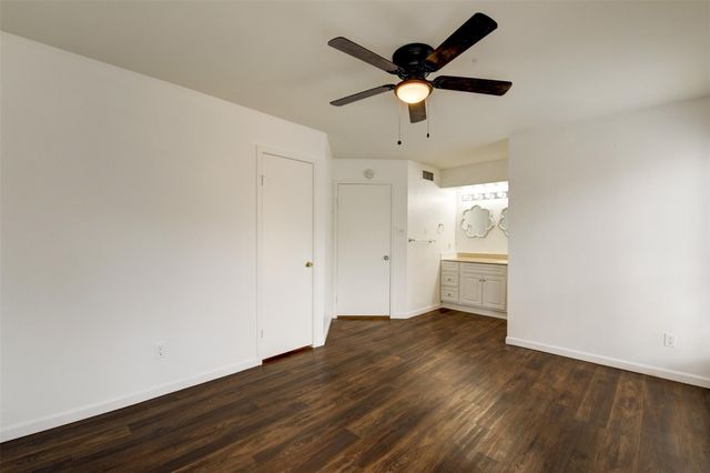 7200 W T C Jester Boulevard 904, Houston, TX 77088