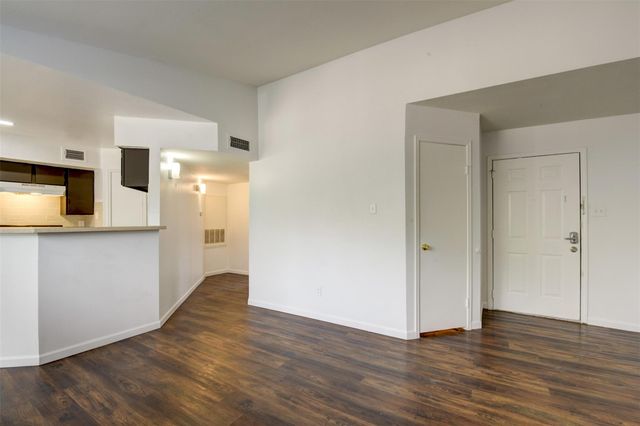 7200 W T C Jester Boulevard 904, Houston, TX 77088