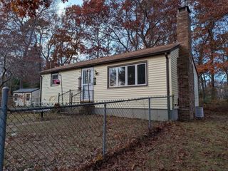 5 Trask Rd, Plymouth, MA 02360
