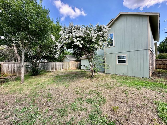 4617 Waterway Drive N, Fort Worth, TX 76137