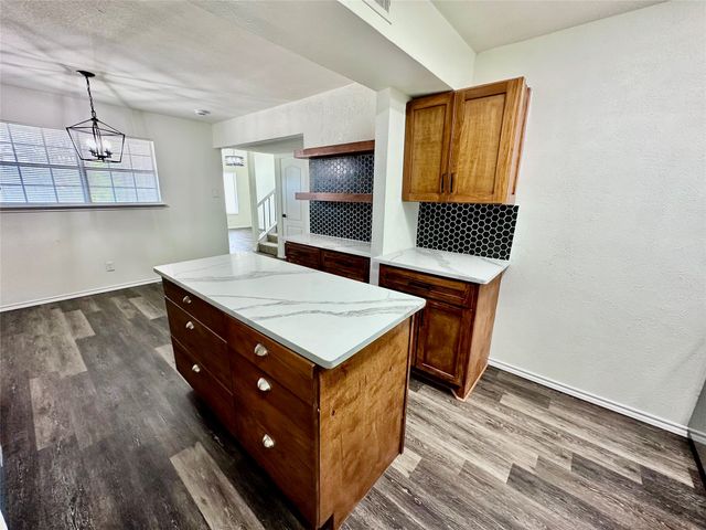 4617 Waterway Drive N, Fort Worth, TX 76137