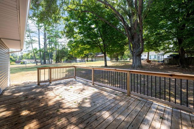 146 Fescue Drive, Chickamauga, GA 30707