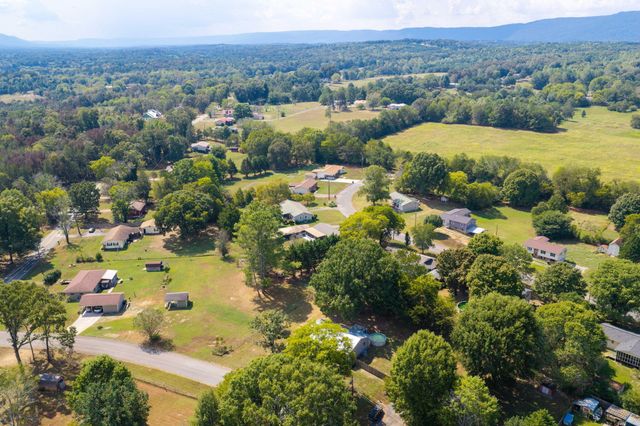 146 Fescue Drive, Chickamauga, GA 30707