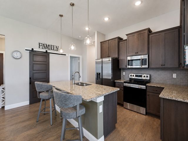 116 Kens Court, Pilot Point, TX 76258