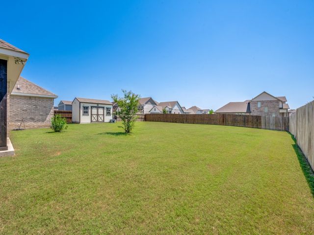 116 Kens Court, Pilot Point, TX 76258