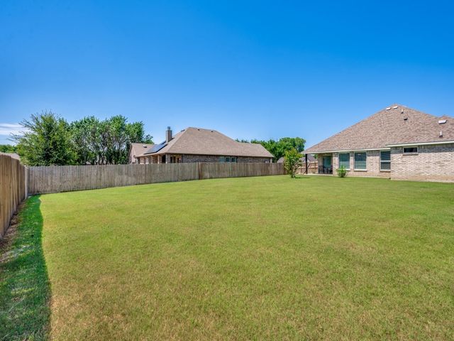 116 Kens Court, Pilot Point, TX 76258