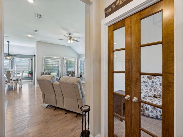 116 Kens Court, Pilot Point, TX 76258