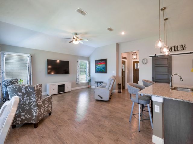 116 Kens Court, Pilot Point, TX 76258