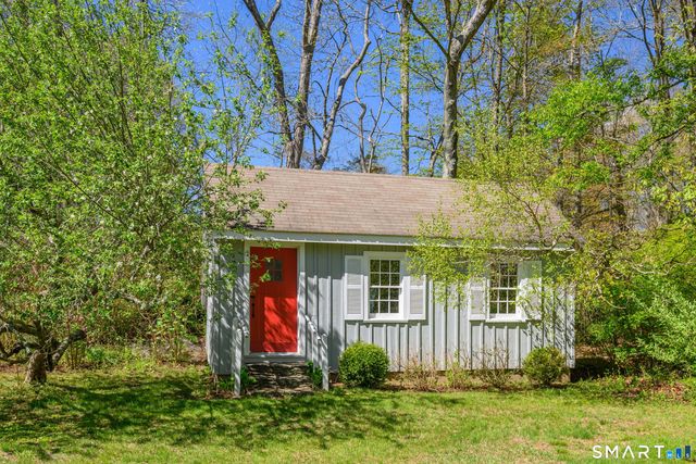 6 High Rock Road, Newtown, CT 06482