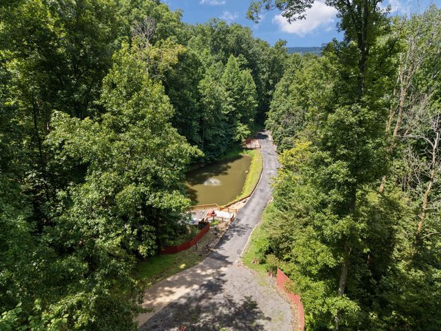 9369 Hopi Trail, Ooltewah, TN 37363