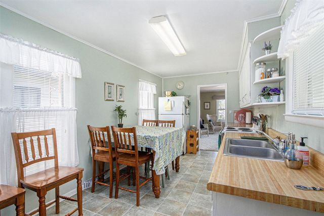 51361 Summit Street, Paw Paw, MI 49079