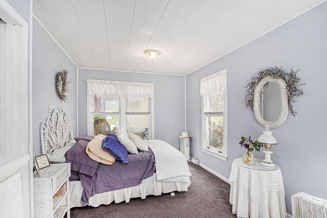 51361 Summit Street, Paw Paw, MI 49079