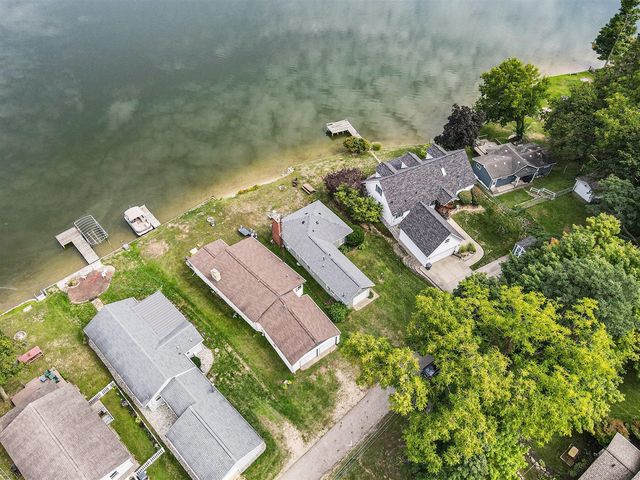 51361 Summit Street, Paw Paw, MI 49079