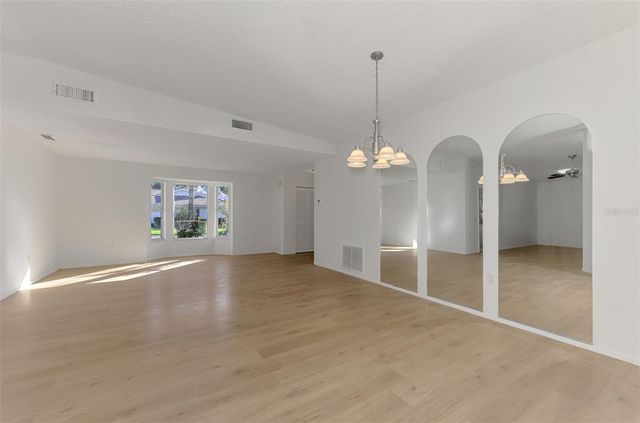 5711 GARDEN LAKES PALM, Bradenton, FL 34203