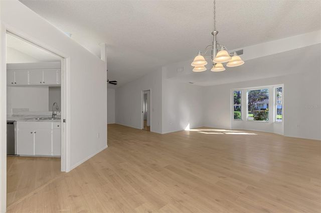 5711 GARDEN LAKES PALM, Bradenton, FL 34203