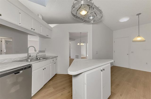 5711 GARDEN LAKES PALM, Bradenton, FL 34203