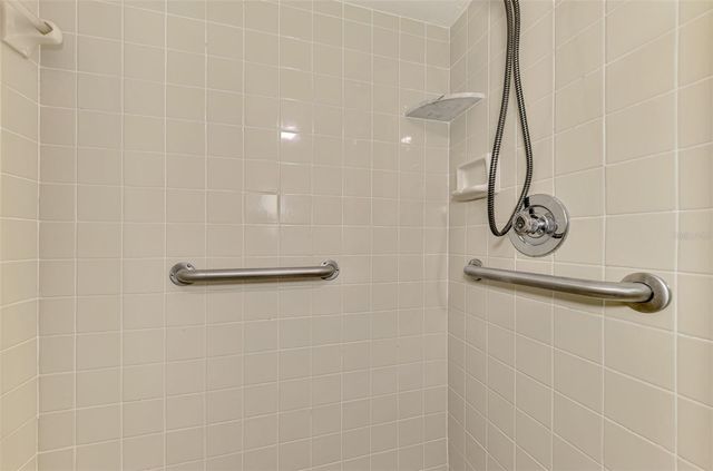 5711 GARDEN LAKES PALM, Bradenton, FL 34203