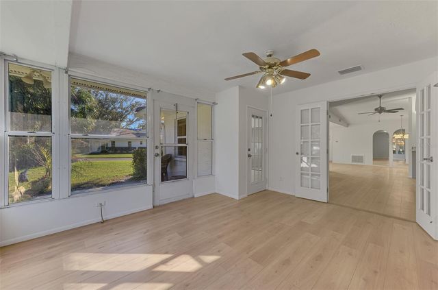 5711 GARDEN LAKES PALM, Bradenton, FL 34203